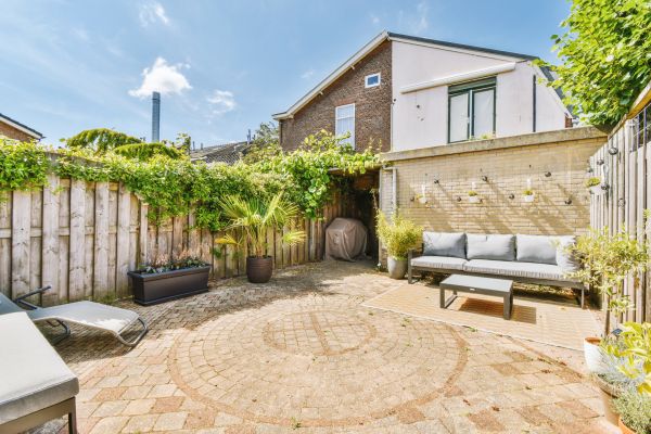 Cost of Courtyard Patio Service in Vacaville